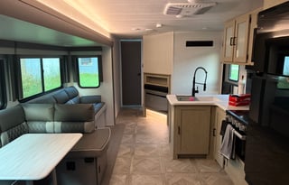 Riley’s Getaway RV Rental