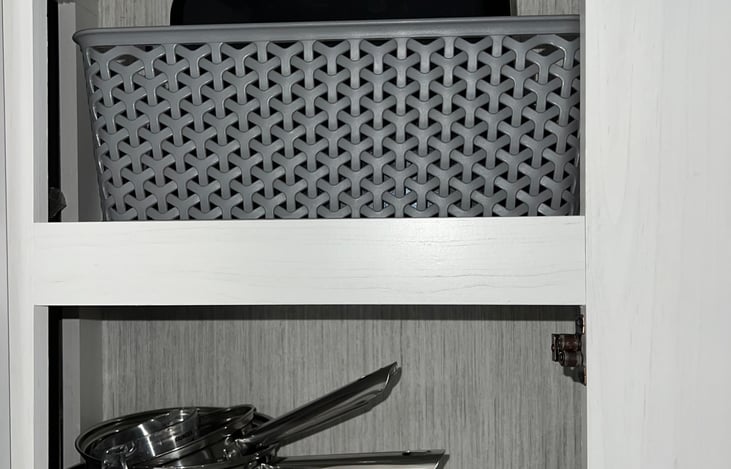 Pots, pans and toaster included