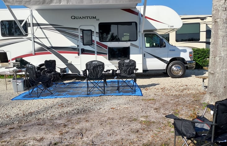 4 chairs and outside T.V.