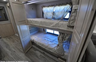 2018 Forest River Legacy Bunk House(DIESEL PUSHER)