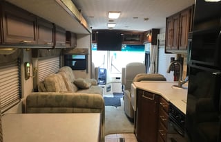 04 Winnebago Journey (A great rolling vacation)