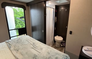 Seasonal Serenity: The Barrel's Blissful Retreat