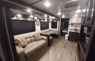 2021 CrossRoads RV Cruiser Aire CR28BBH