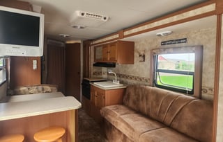 2011 Gulf Stream Stream Lite Sport- FULLY STOCKED