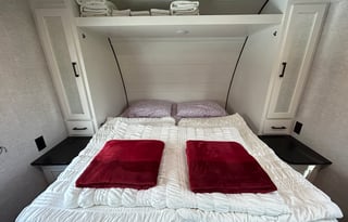 2024 Starcraft 24ft. Traveltrailer- Jeep available