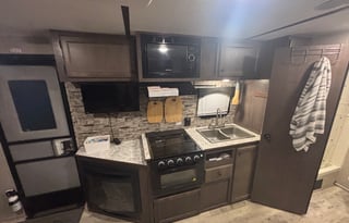 2021 Sunset Park RV Sun-Lite 23RB