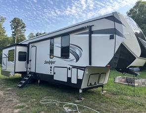 Forest River RV Sandpiper 372LOK