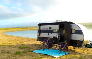 **Rent my 2022 RV Delivered to RV Parks+Sleeps 5**