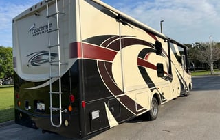 Beautiful Coachmen RV Mirada 35ft Bunk House