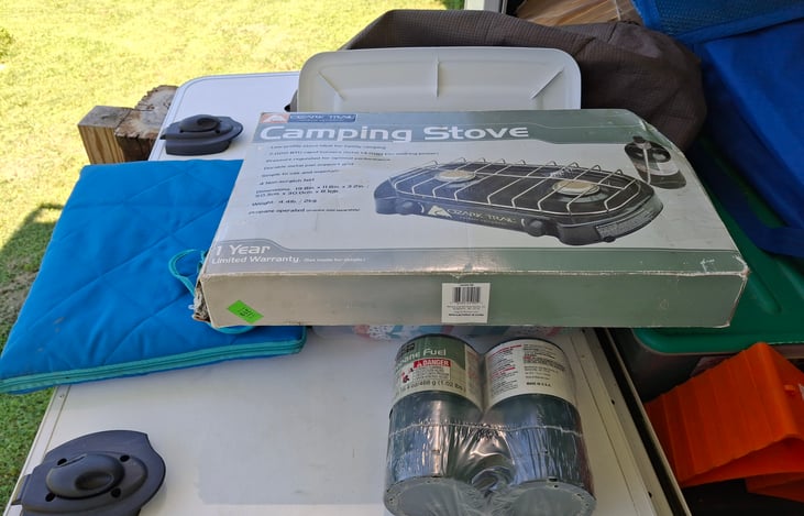 outdoor camping stove and propane included