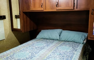 Lahti RV 2013 Prime Time RV Avenger 261LT