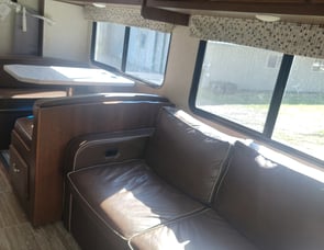 Forest River RV Sunseeker LE 2850SLE Ford