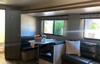 Grizzly’s Outdoor Adventures