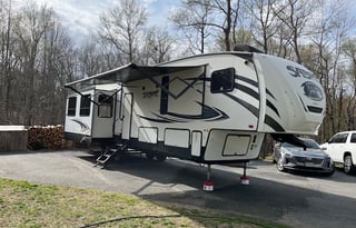 2018 Forest River RV Sabre 36BHQ