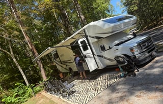 2022 Entegra Odyssey 31F–Sleeps 10, Wifi, Loaded