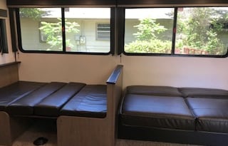 2021 Keystone Hideout 272LHS **15% Discount**