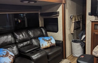 2016 Prime Time RV Fury 2910