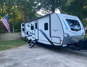 Coachmen RV Freedom Express Ultra Lite 275BHS