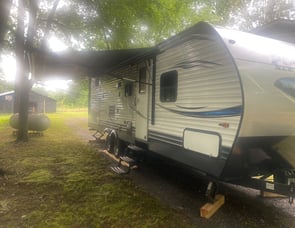 Palomino Puma XLE Lite 27RBQC