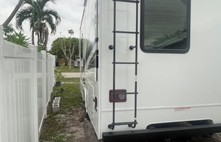 2024 Entegra Coach Odyssey SE 22C