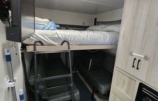 Dream - Lightweight. Off-Grid Ready.