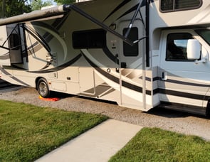 Thor Motor Coach Chateau 31L