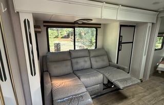 2022 Dutchmen RV Astoria 2203RB