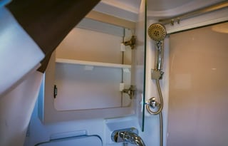 Spacious 2024 Thor Sequence! W/ Bike Rack