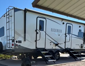 Forest River RV Rockwood Ultra Lite 2608BS