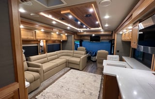 Luxurious Tiffin Motorhome! As new as it gets!