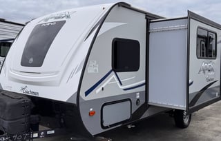 Camp Comfort Apex Nano Escape
