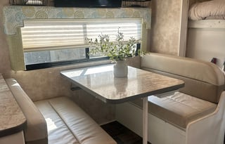 Family Bunkhouse | Sleeps 8 | Fully Stocked