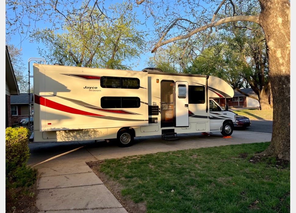 Class C Motor Home rentals in Marion