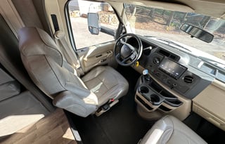 Jayco Greyhawk , Spacious, Like new, Pet Friendly