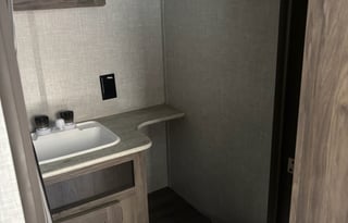 The Tank-Sink Trekker