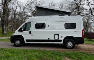 6 Seatbelts - 2023 Winnebago Solis 59P