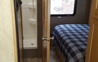 2017 Thor Motor Coach Four Winds 22B