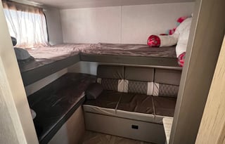 2023 Cruise Lite FAMILY BUNKHOUSE