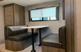 Very comfortable and fully stocked 27.5' Coleman