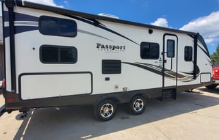 2017 Keystone Passport Ultra Lite 2400 BH