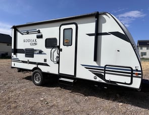 Dutchmen RV Kodiak Cub 185MB