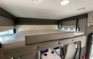 Adventure awaits you in this beautiful Jayco RV