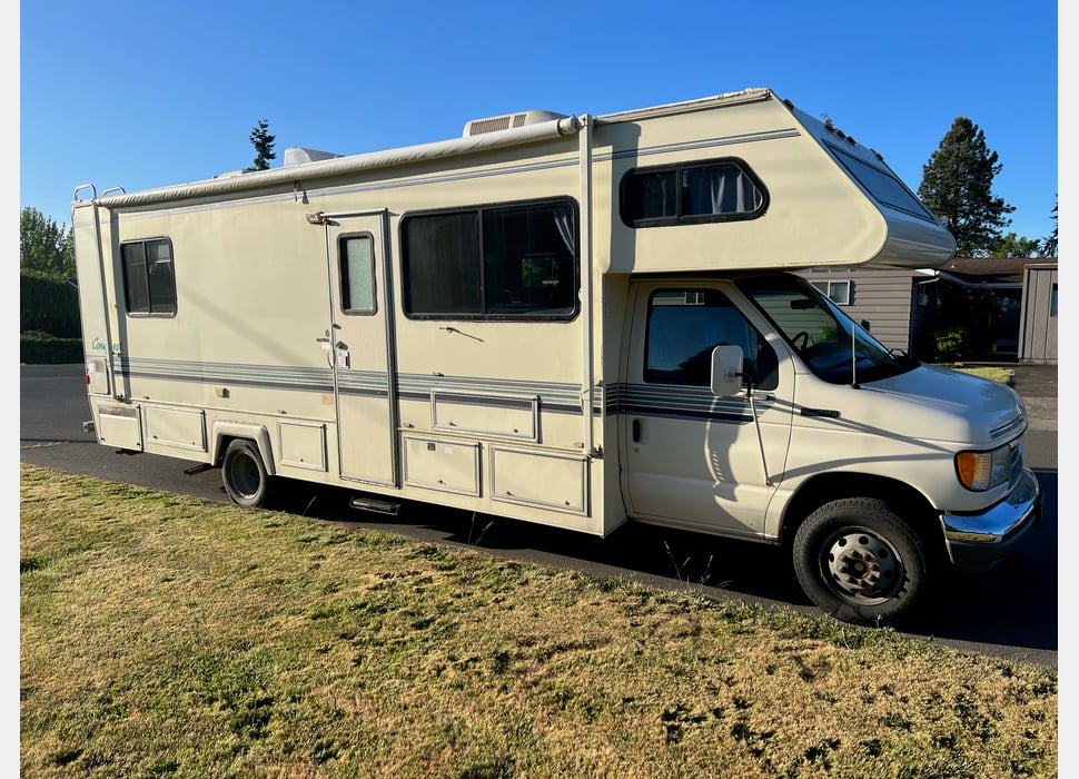 Class C Motor Home rentals in Salem
