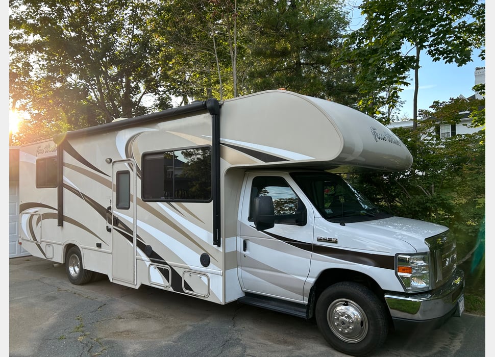 Class C Motor Home rentals in Georgetown