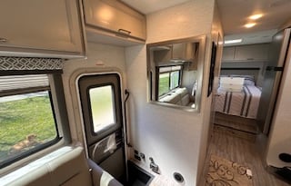 2024 Thor Motor Coach Coleman 28CM