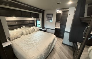 2024 Fleetwood Bounder 35K