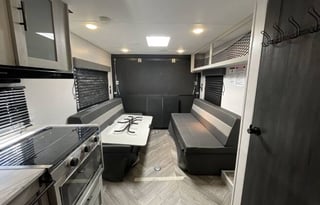 Clean, Comfortable, & Versitile 2022 Toy Hauler