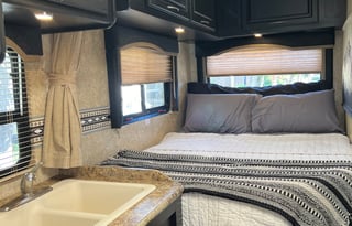 2010 Thor Four wind 23A Majestic
