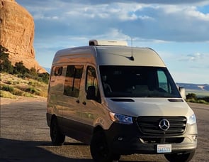 mercedes  benz sprinter 2500
