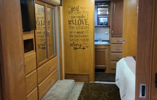 2015 Fleetwood Bounder(Delivery only)